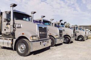 Mack Trident Body Truck Hire Gold Coast Brisbane 3